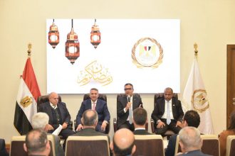 وزير التموين يعقد اجتماعًا موسعًا مع الاتحاد العام للغرف التجارية