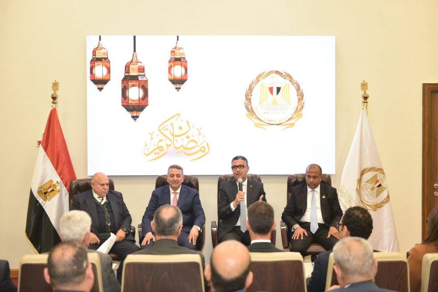 وزير التموين يعقد اجتماعًا موسعًا مع الاتحاد العام للغرف التجارية