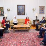 وزير الخارجية لرئيسة الاتحاد الدولي لـالهلال الأحمر