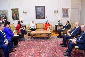 وزير الخارجية لرئيسة الاتحاد الدولي لـالهلال الأحمر