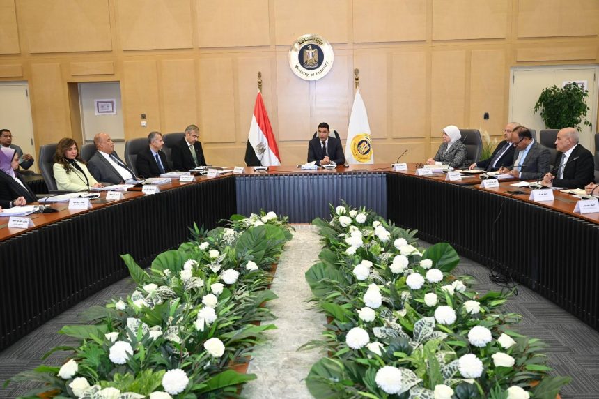 وزير الصناعة