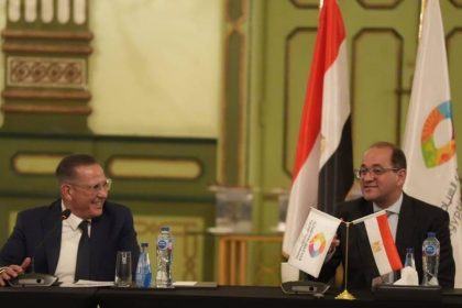 وزير المالية 2