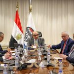 وزير قطاع الأعمال يبحث مع اتحاد مستثمري الأفرو آسيوي فرص الشراكة والاستثمار