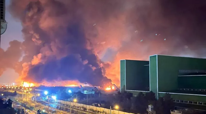 إيران تواصل استهداف قواعد وسفن رغم تعرضها لأعنف غارات الحرب