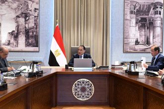 رئيس الوزراء يتابع إجراءات ترشيد استهلاك المواد البترولية والكهرباء