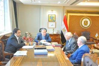 مباحثات لإنشاء فرع لجامعة إسبانية في مصر