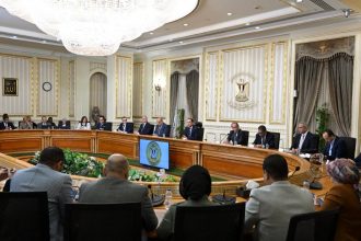 مساران حكوميان للتعامل مع تحديات حرب إيران. تحريك الأسعار وترشيد الاستهلاك