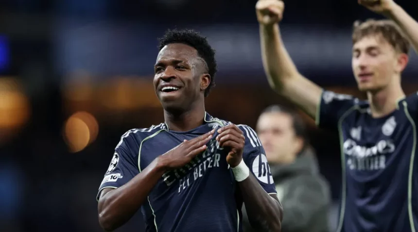 مفاجآت في تشكيلة إنجلترا. مجواير يعود وأرنولد يغيب