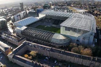 ملعب سانت جيمس بارك في نيوكاسل