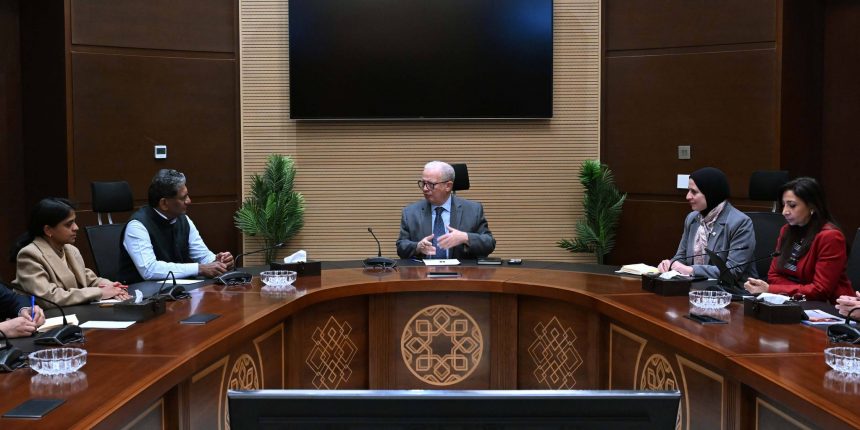 نائب رئيس الوزراء يبحث مع سفيري ألمانيا والهند سبل تعزيز التعاون الاقتصادي المشترك