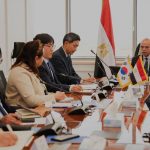 وزير الاستثمار لسفير كوريا