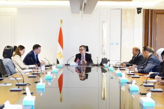 وزير التخطيط للسفير البريطاني