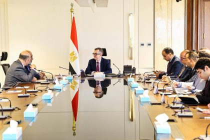 وزير التخطيط يبحث مع البنك الدولي التوسع في آليات تمويل مبتكرة