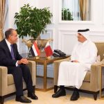 وزير الخارجية يؤكد لنظيره القطري دعم مصر الكامل لأشقائها في الخليج ضد الاعتداءات الإيرانية