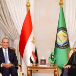 وزير الخارجية يبحث مع أمين التعاون الخليجي e1773755342372