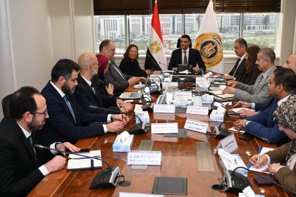 وزير الصناعة لـجنرال موتورز