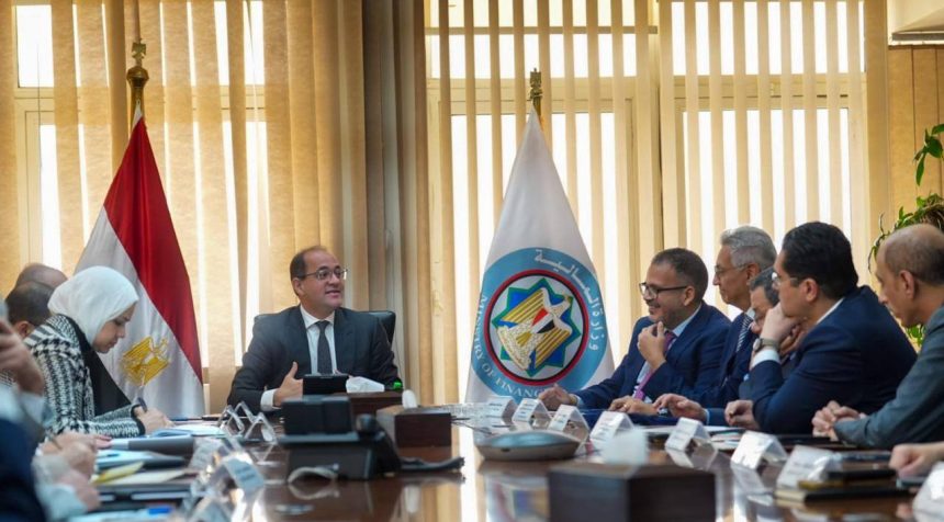 وزير المالية