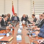 وزيرا الاستثمار والتجارة الخارجية والزراعة يعقدان اجتماعًا لبحث اليات تعزيز التواجد الاستثماري