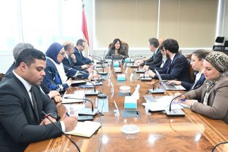 وزيرة الإسكان تبحث مع المدير الإقليمي لمنطقة جنوب وشرق المتوسط بالبنك الأوروبي لإعادة الإعمار