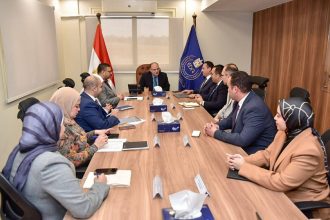 يوتوبيـا فارماسيتيكالز تبحث خططًا للتوسع في سوق الدواء بمصر ودعم التصنيع المحلي