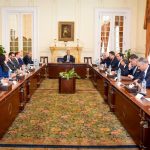 وزير الخارجية لوفد من غرفة التجارة الأمريكية