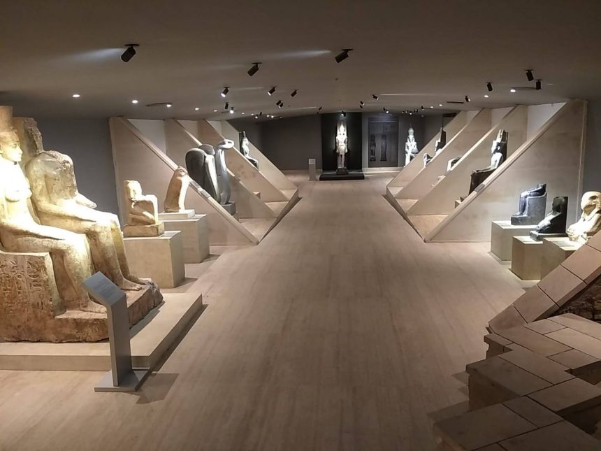 تطوير قاعة الخبيئة بمتحف الأقصر