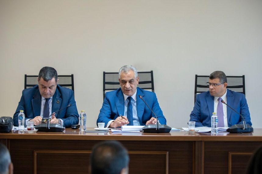 زير الدولة للإنتاج الحربي يستعرض الحساب الختامي لموازنة الهيئة القومية