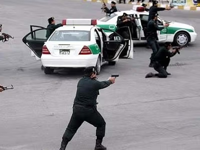 الشرطة الإيرانية