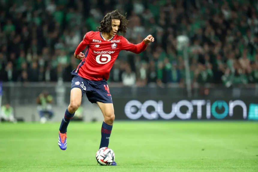 أيوب بوعدي لاعب وسط ليل الفرنسي