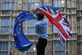 AFP 20260620 B7NB7KJ v1 HighRes FilesBritainEuPoliticsReferendumEconomyImmigrat