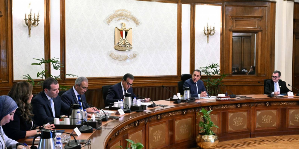 تطوير منظومة الإسعاف المصرية.. تطبيقات إلكترونية للاستجابة اللحظية للإغاثة وتدريب العاملين ورفع كفاءة مئات السيارات 2 image 226
