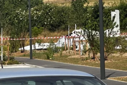 مقتل 11 شخصا في تحطم طائرة بفرنسا