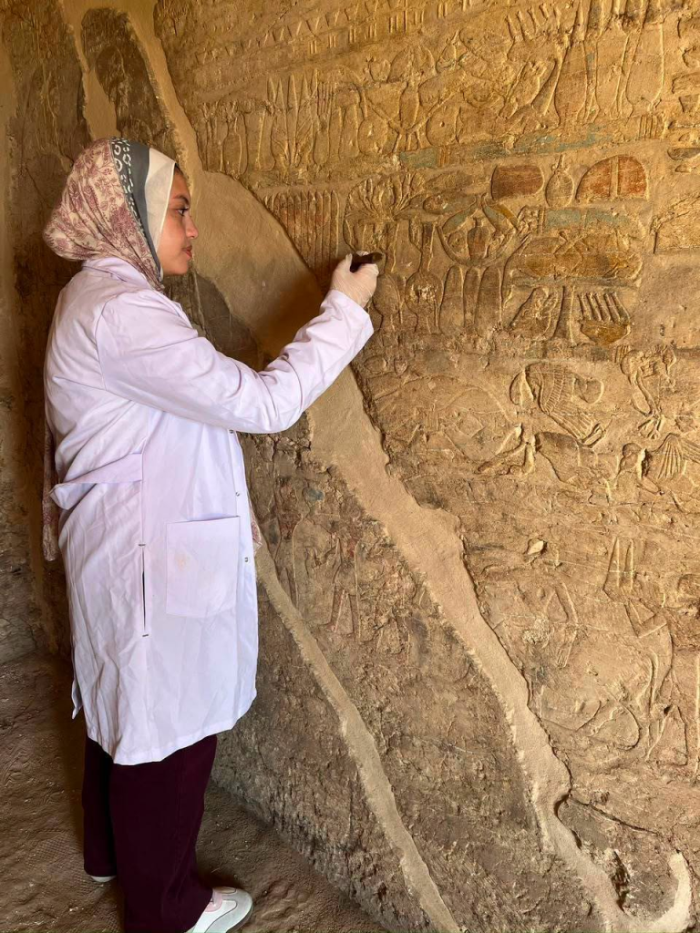إنجاز أثري جديد بسقارة.. اكتشاف ثلاث مقابر صخرية من عصر الدولة الحديثة بجبانة البوباسطيون (صور) 7 image 229