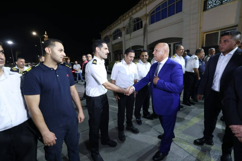 قاطرات دمياط.. بطولة بحرية أحبطت كارثة قبل وقوعها 2 image 402