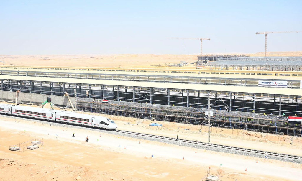 وزير النقل: شبكة القطار الكهربائي السريع مشروع تنموي عملاق.. ونعمل على تنفيذها كمنظومة متكاملة تغير مفهوم النقل في مصر 7 image 207