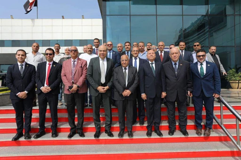 تنفيذ أول تجربة طوارئ متسعة النطاق من نوعها في مصر بمطار القاهرة.. والحفني: الاختبارات الميدانية تعكس كفاءة خطط التعامل مع المواقف الاستثنائية 4 image 70